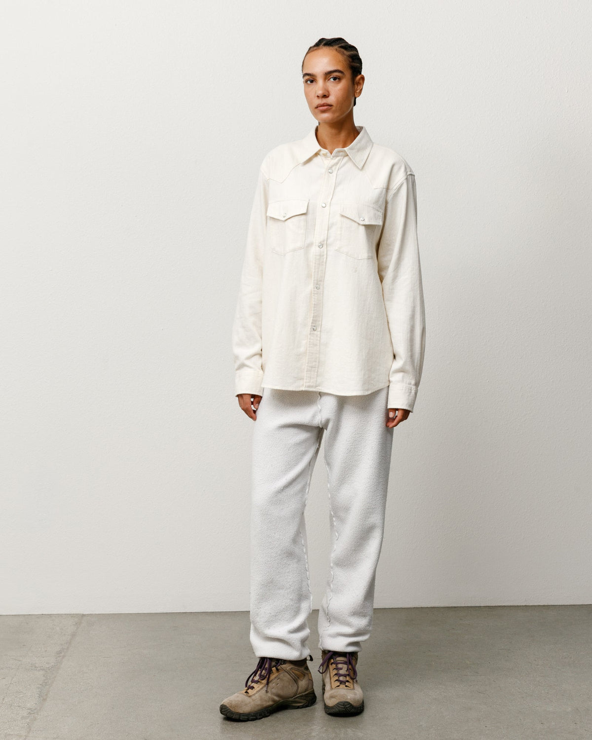 Stüssy Cotton Silk Western Shirt button-up in Off White, boxy fit with snap pockets.