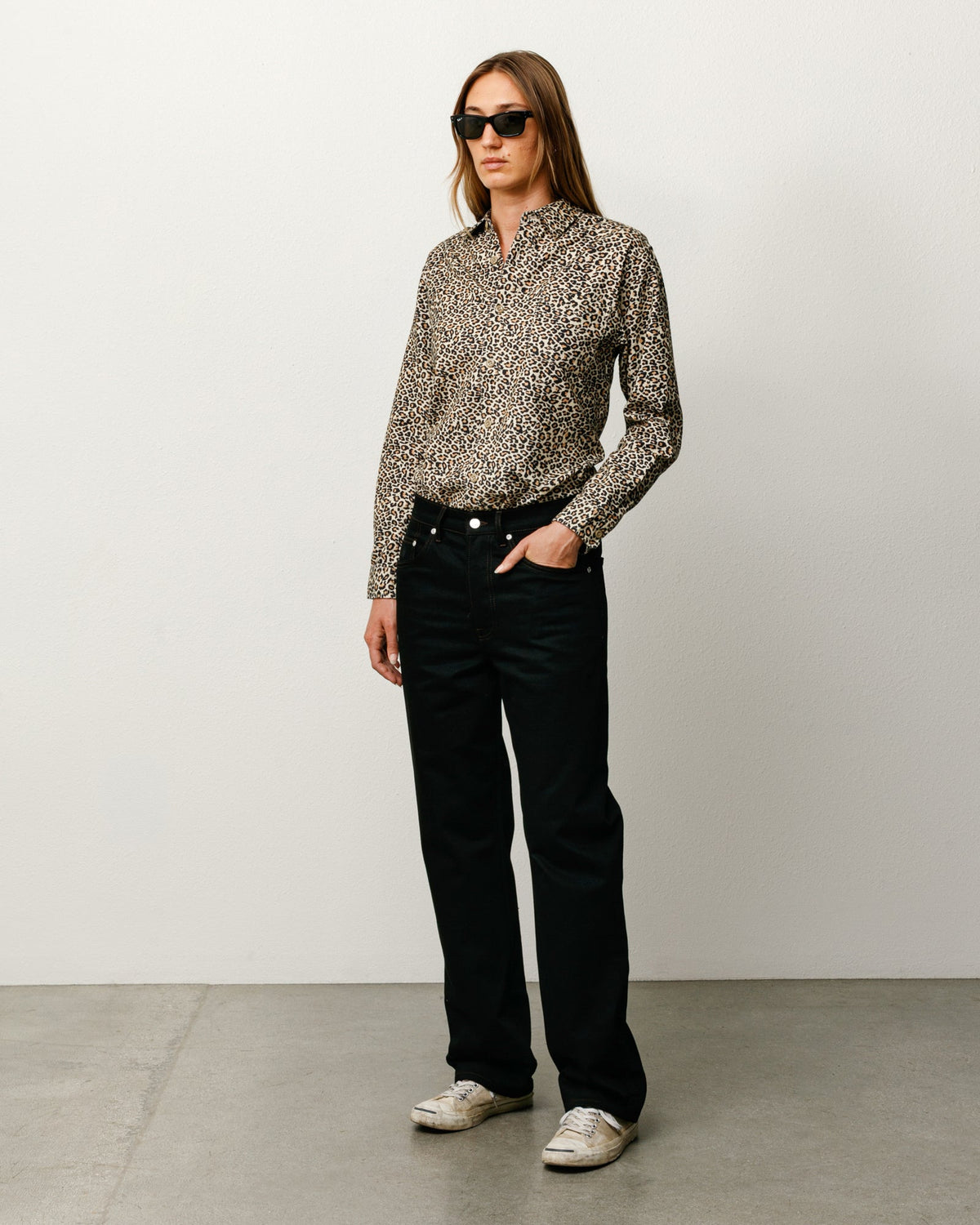 New Classic Jean Denim unisex jeans in Raw Black Contrast Stitch
