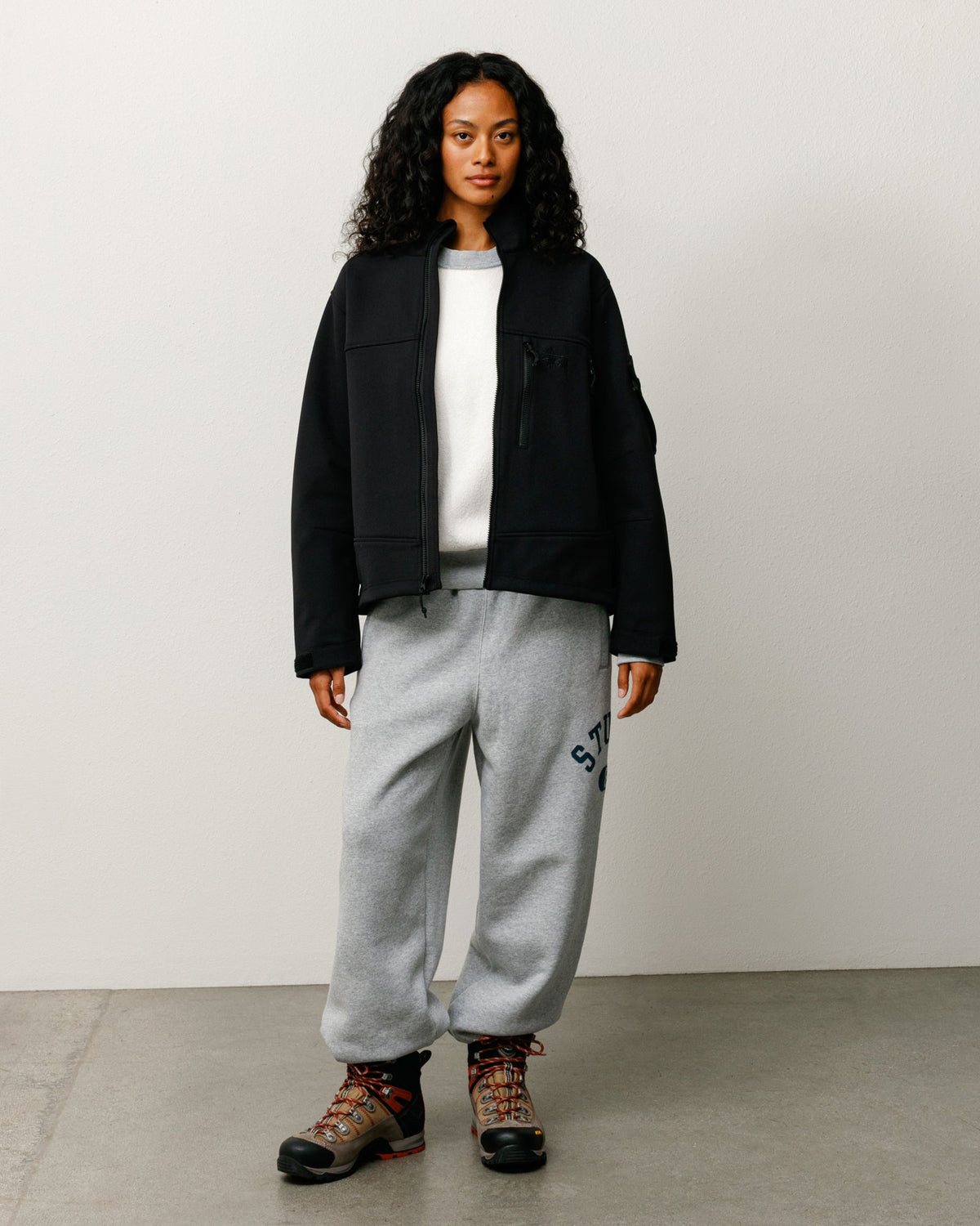 Varsity Fleece Pant Unisex Regular In Grey Heather