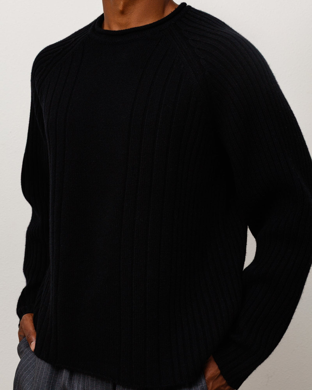 Merino Roll Neck Sweater Unisex Long Sleeve In Black