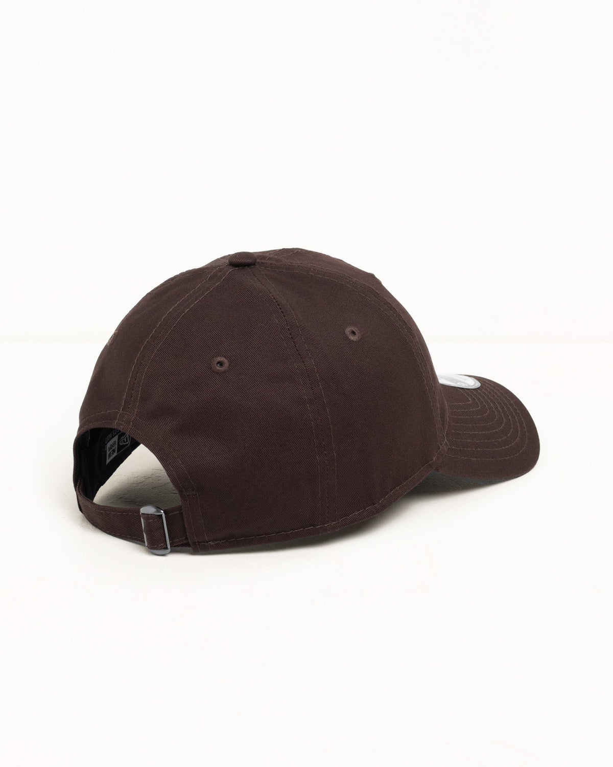 9TWENTY BASIC CAP Headwear in the color Brown by Stüssy