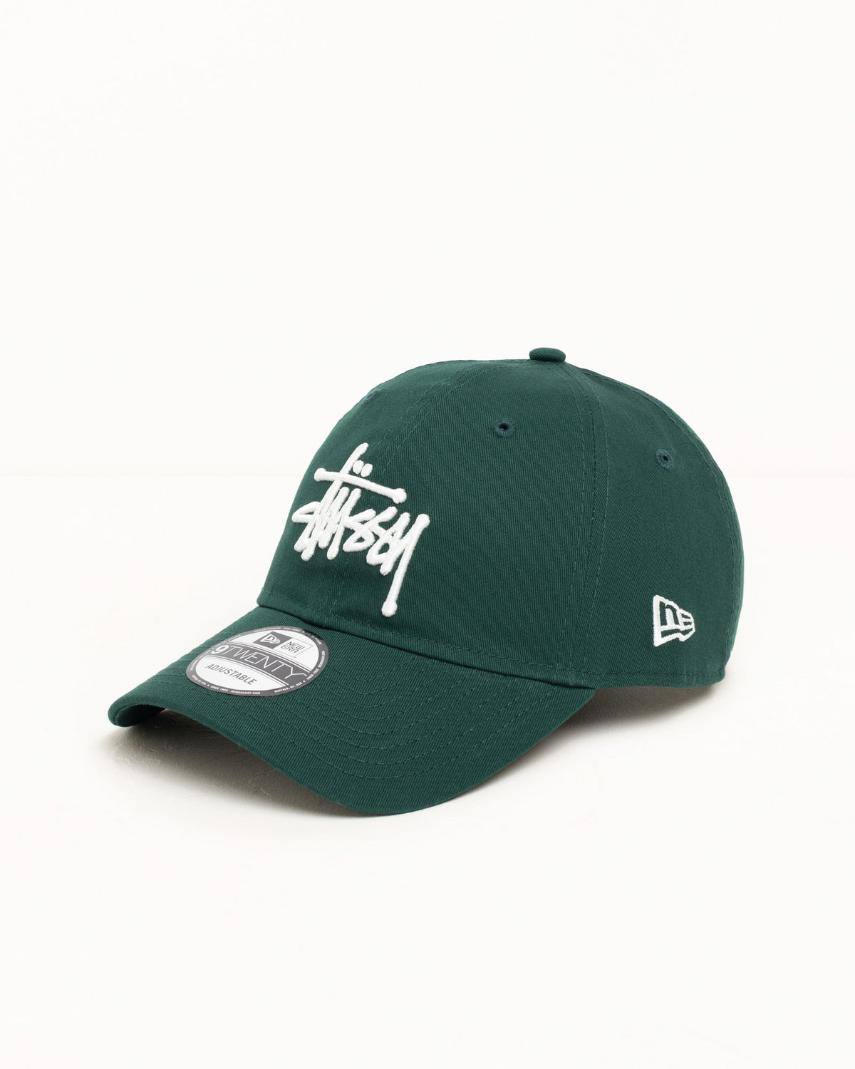 9TWENTY BASIC CAP Headwear in the color Dark Green