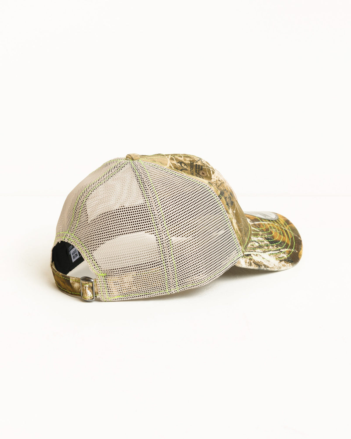 Stüssy 9TWENTY Washed Basic Trucker cap in Real Tree Edge