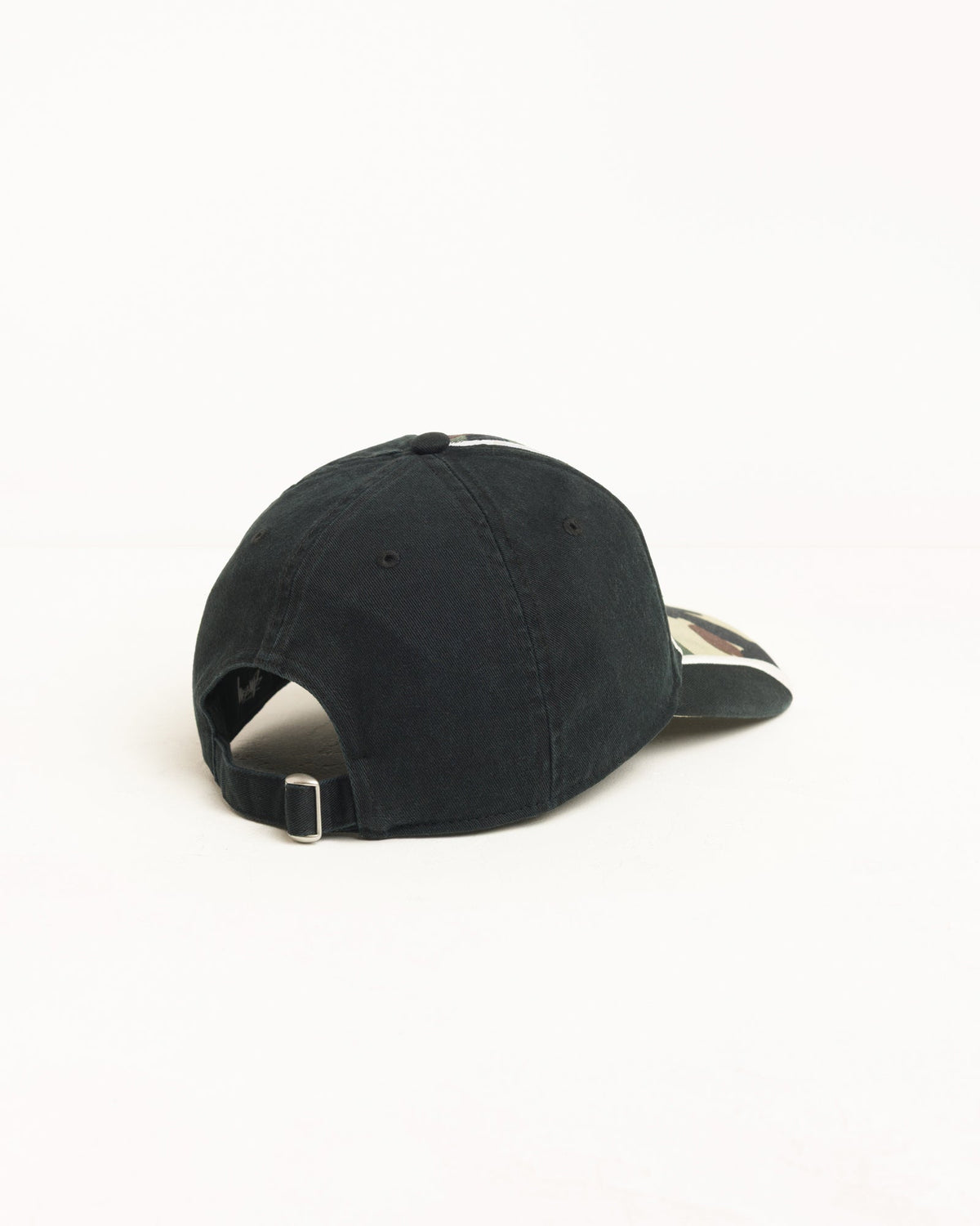 Lp S Oval Strapback Cap Unisex In Woodland Camo