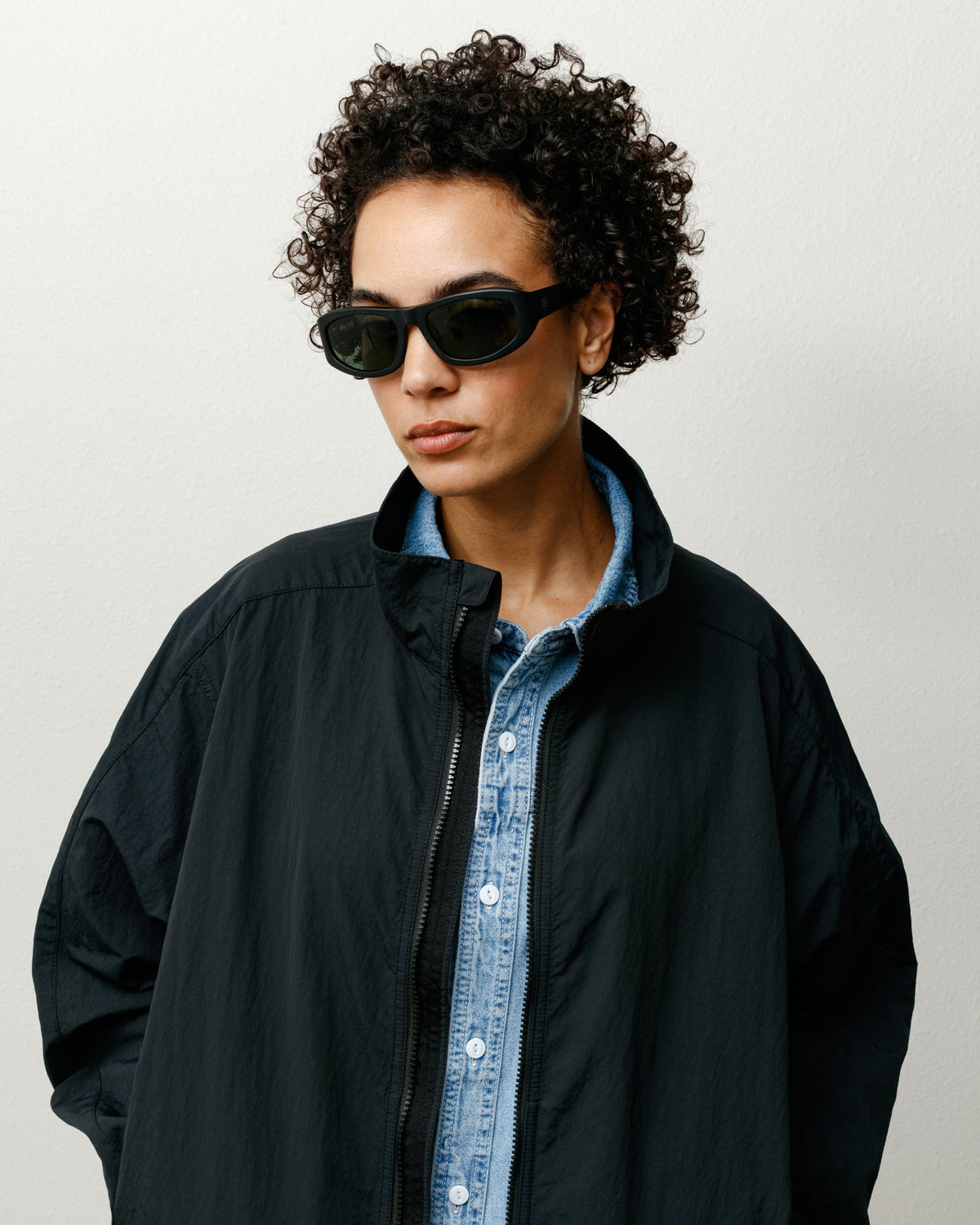 Landon Sunglasses Accessories In Matte Black/green Lens