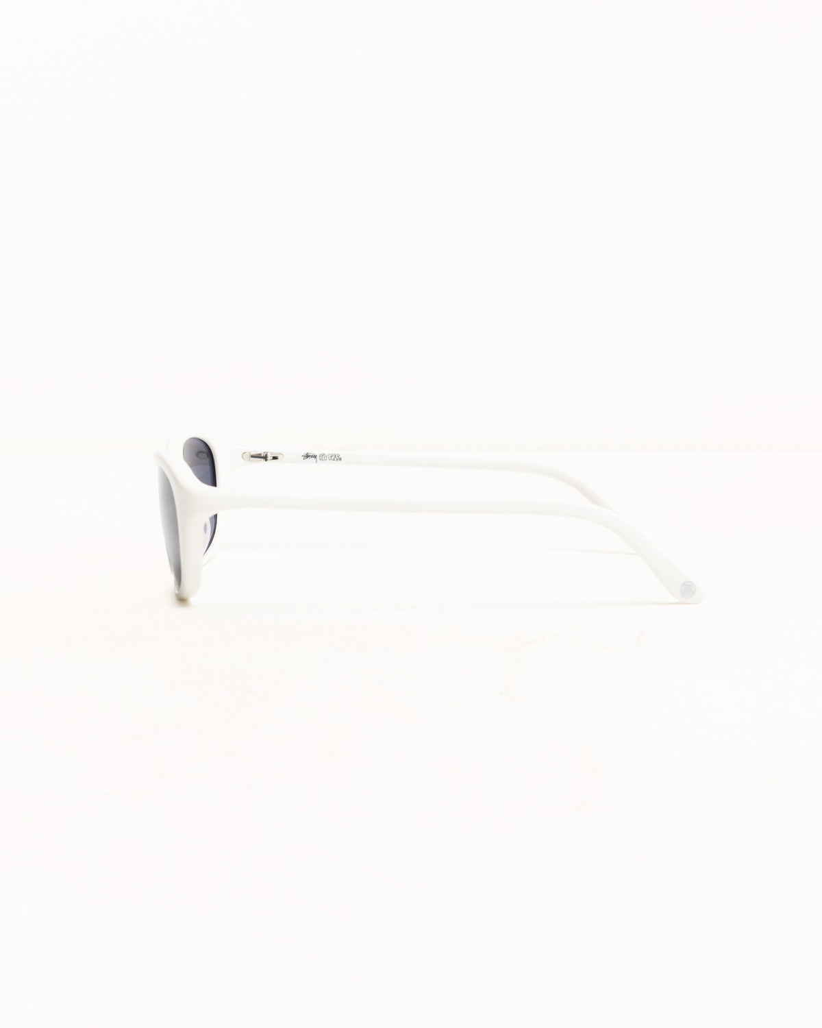Eli Sunglasses Accessories In Cloud/black Lens