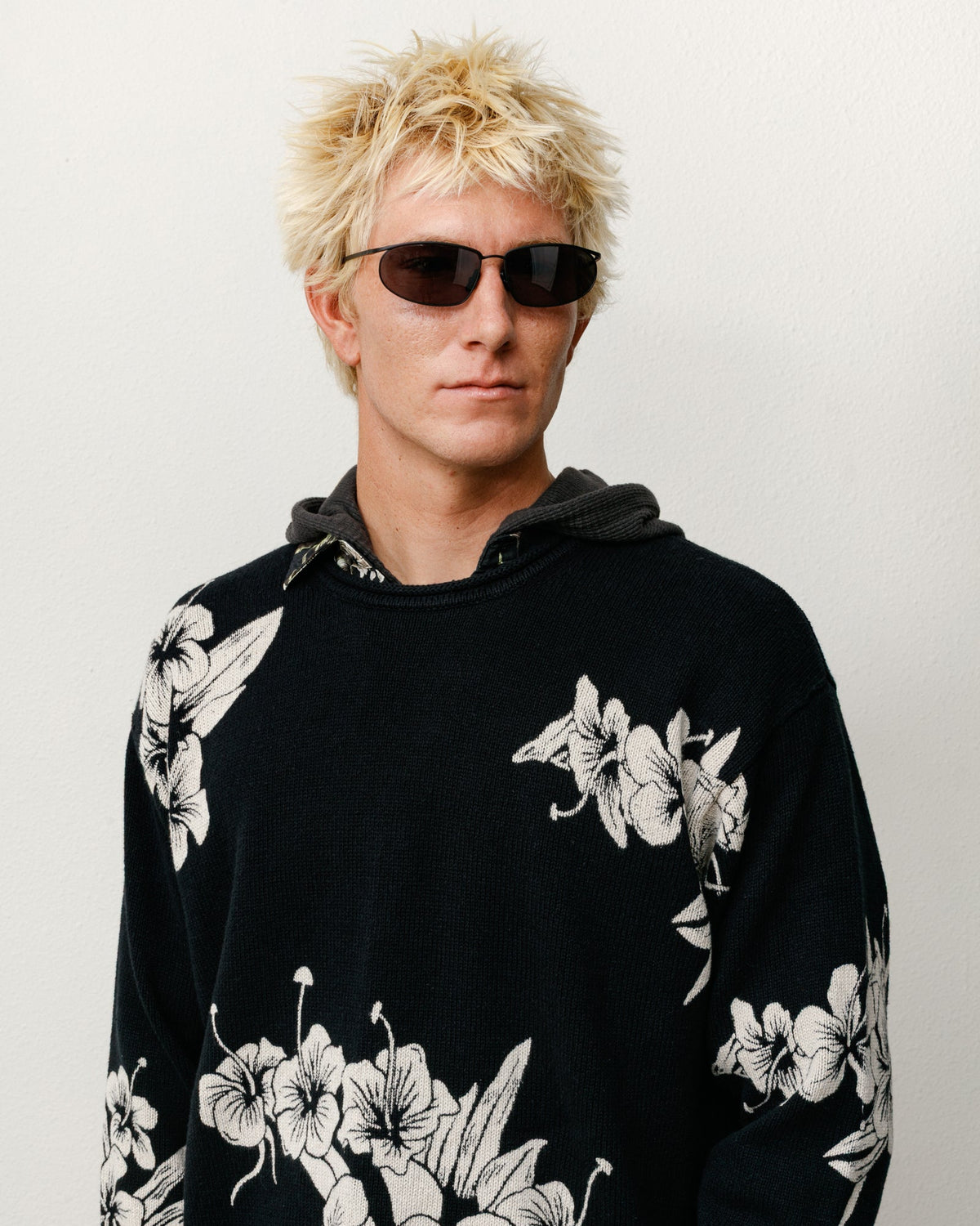 Wilkins Sunglasses Unisex In Matte Black/black