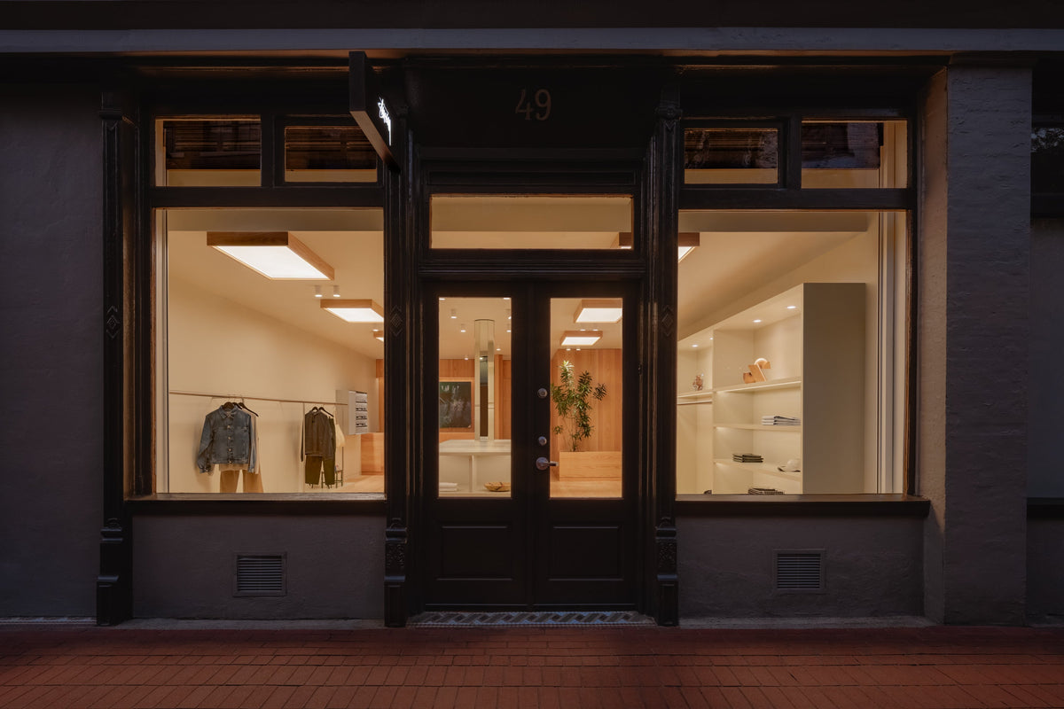STÜSSY VANCOUVER CHAPTER 49 POWELL ST VANCOUVER, BC V6A 1E9 STORE HOURS: MONDAY-SATURDAY 11-7 SUNDAY 12-6